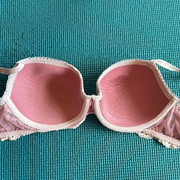 Victoria’s Secret Dream Angels Lined Demi Bra Light Pink Crochet Lace Wings 34C - Picture 5 of 7